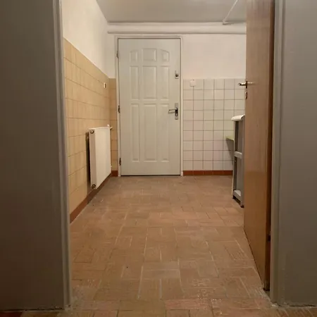 Homestay Kwatera Na Parterze !przed Remontem! Przeczytaj Przed Wynajmem Gdynia