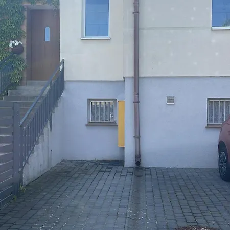 Homestay szállás Kwatera Przed Remontem Bez Zlewu W Czesci Kuchennej Lazienka Przed Remontem