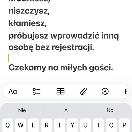 Kwatera Przed Remontem Bez Zlewu W Czesci Kuchennej Lazienka Sprawna Ale Przed Remontem *